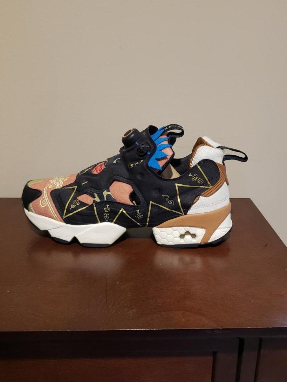 ReebokxPower Rangers Instapump Fury 94
 Kids 7 Sneakers